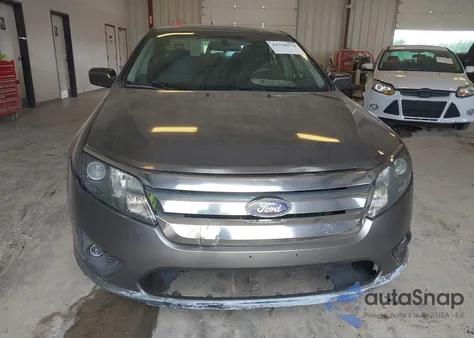 2010 Ford Fusion Se z USA, uszkodzony, nr VIN 3FAHP0HA8AR356540